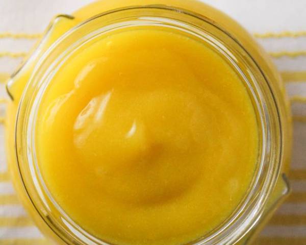 Vitamin C Rich Mango and Yogurt Puree 